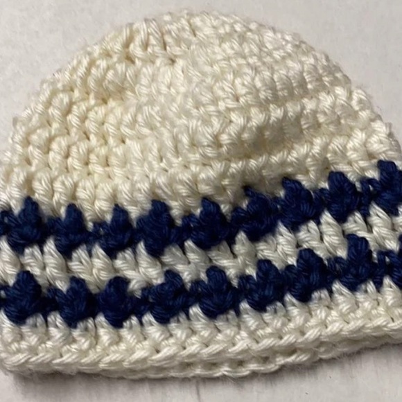 SOLD✨Crochet Beanie & ⭐️ Sweater✨ - Picture 2 of 4